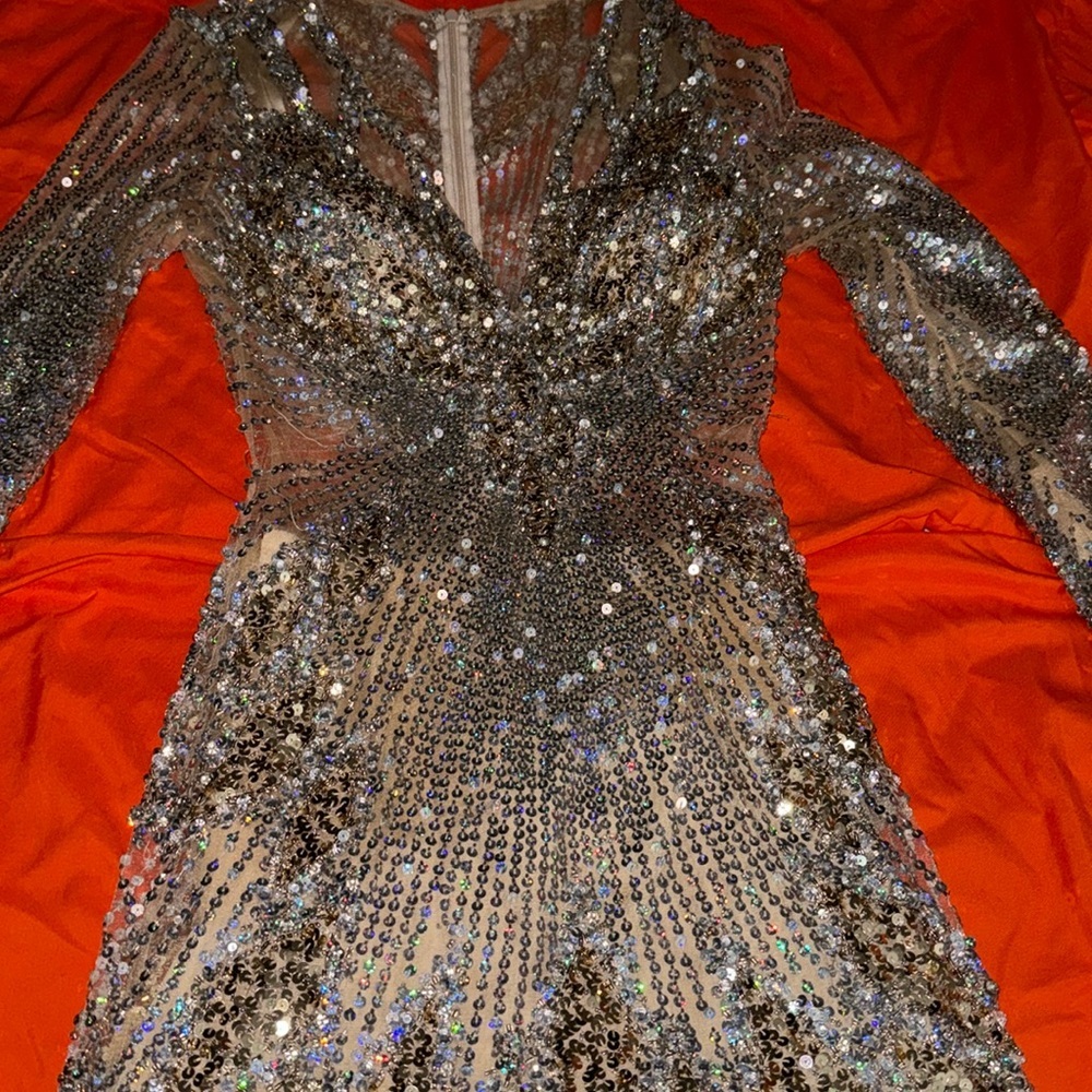 Jovani mini dress is perfect for any Xmas party .